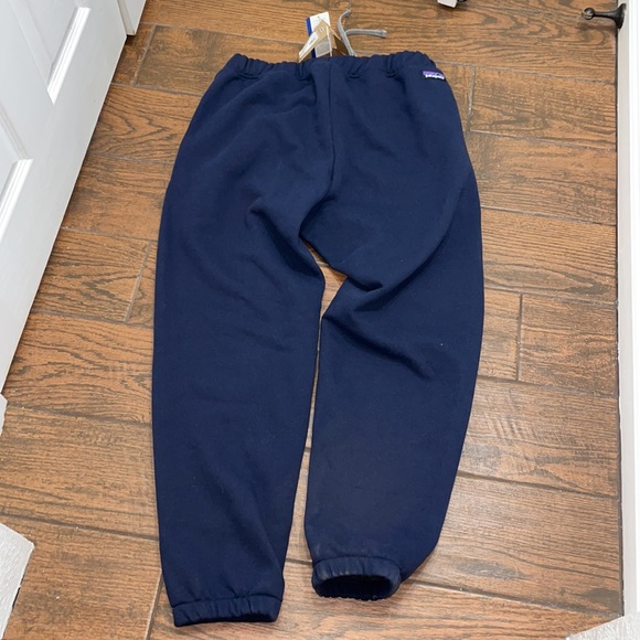 NEW! Patagonia Women's P-6 Label Uprisal Sweatpants - Picture 5 of 9